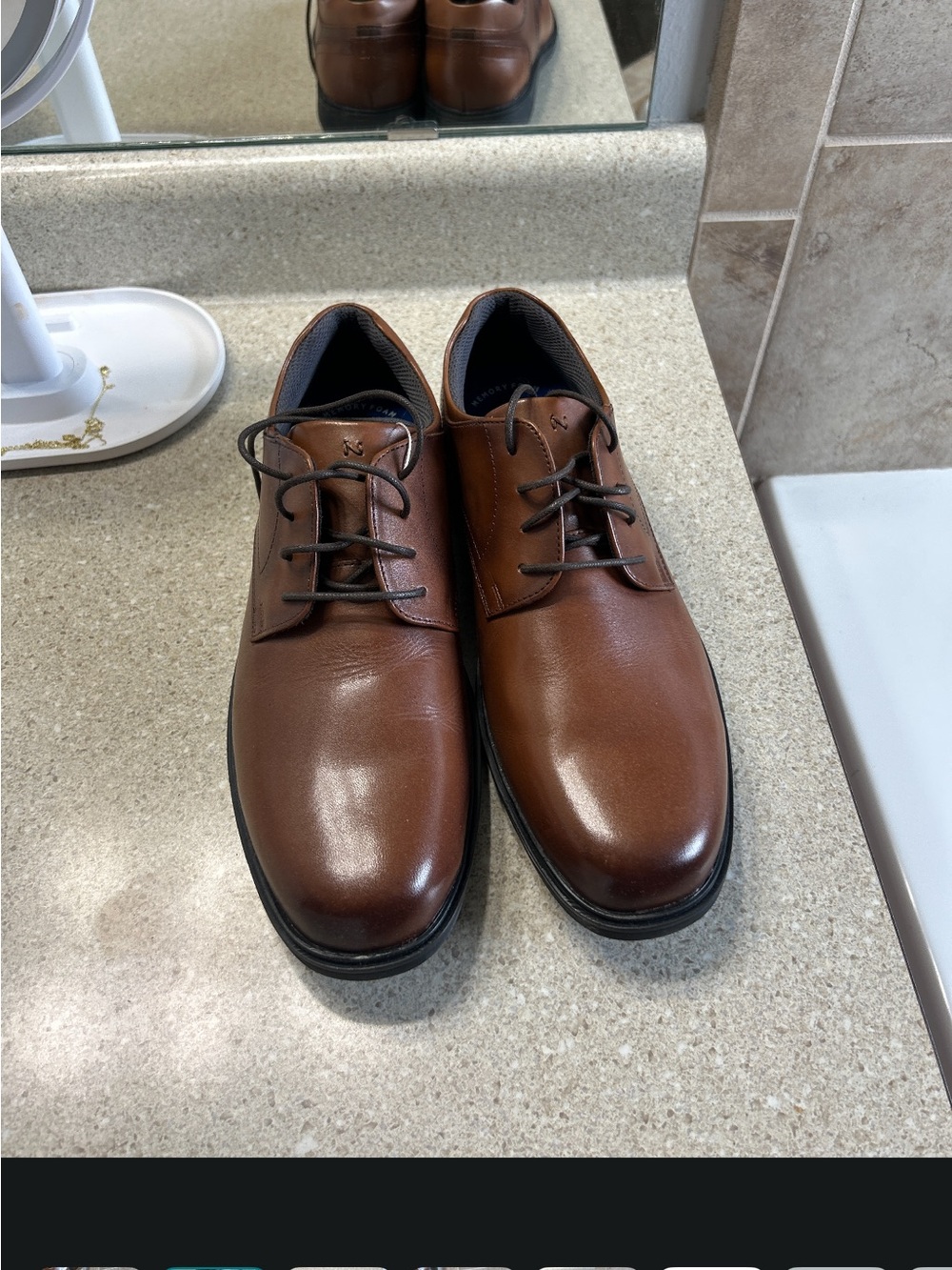 Nunn Bush Brown Leather Derby Shoes
